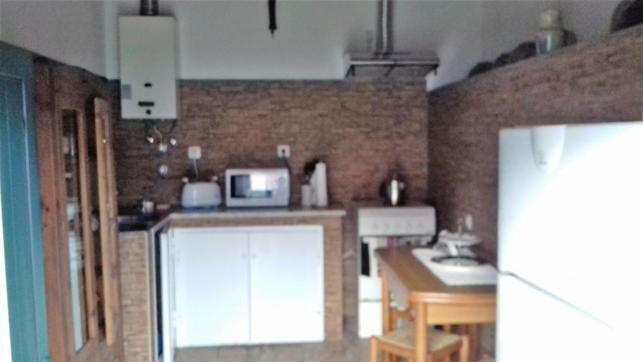 プライア・ダ・ヴィクトーリア Casa Do Ti' Marraoヴィラ エクステリア 写真