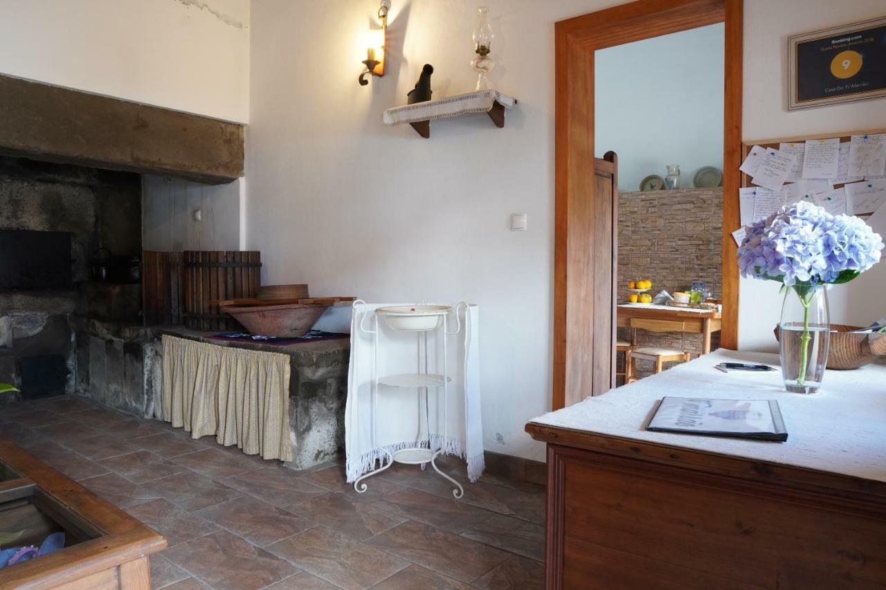 プライア・ダ・ヴィクトーリア Casa Do Ti' Marraoヴィラ エクステリア 写真