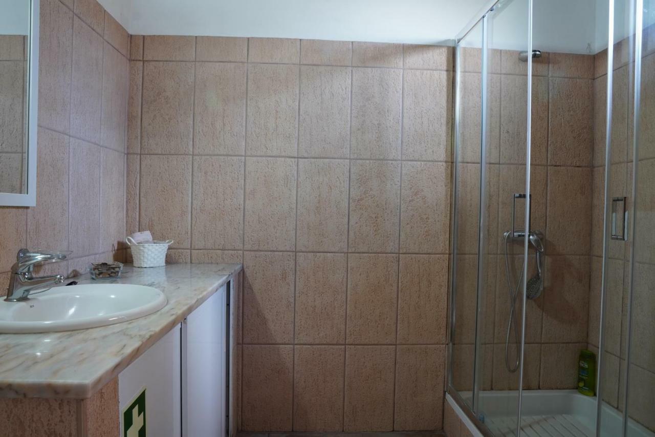 プライア・ダ・ヴィクトーリア Casa Do Ti' Marraoヴィラ エクステリア 写真